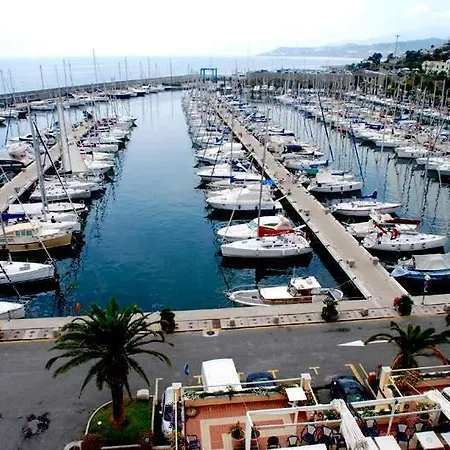 Bella Casa Con Vista Mare A Santo Stefano Imperia Santo Stefano al Mare