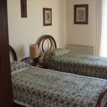 Bella Casa Con Vista Mare A Santo Stefano Imperia Сasa de vacaciones Santo Stefano al Mare